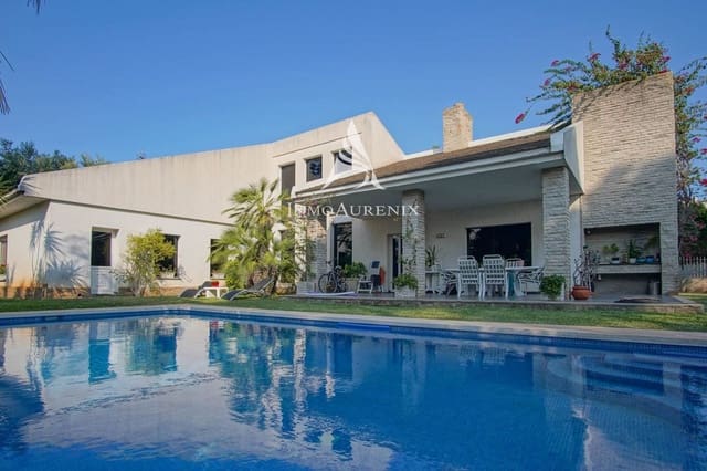4 Zimmer Villa zu verkaufen in El Montgó, Dénia mit Pool - 1.190.000 € (Ref: 10103639)
