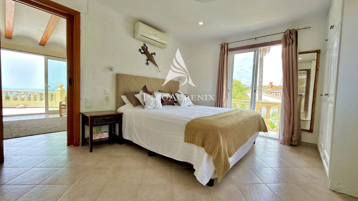 5 sypialnia Willa na sprzedaż w Javea / Xabia z basenem garażem - 1 325 000 € (Ref: 10145249)