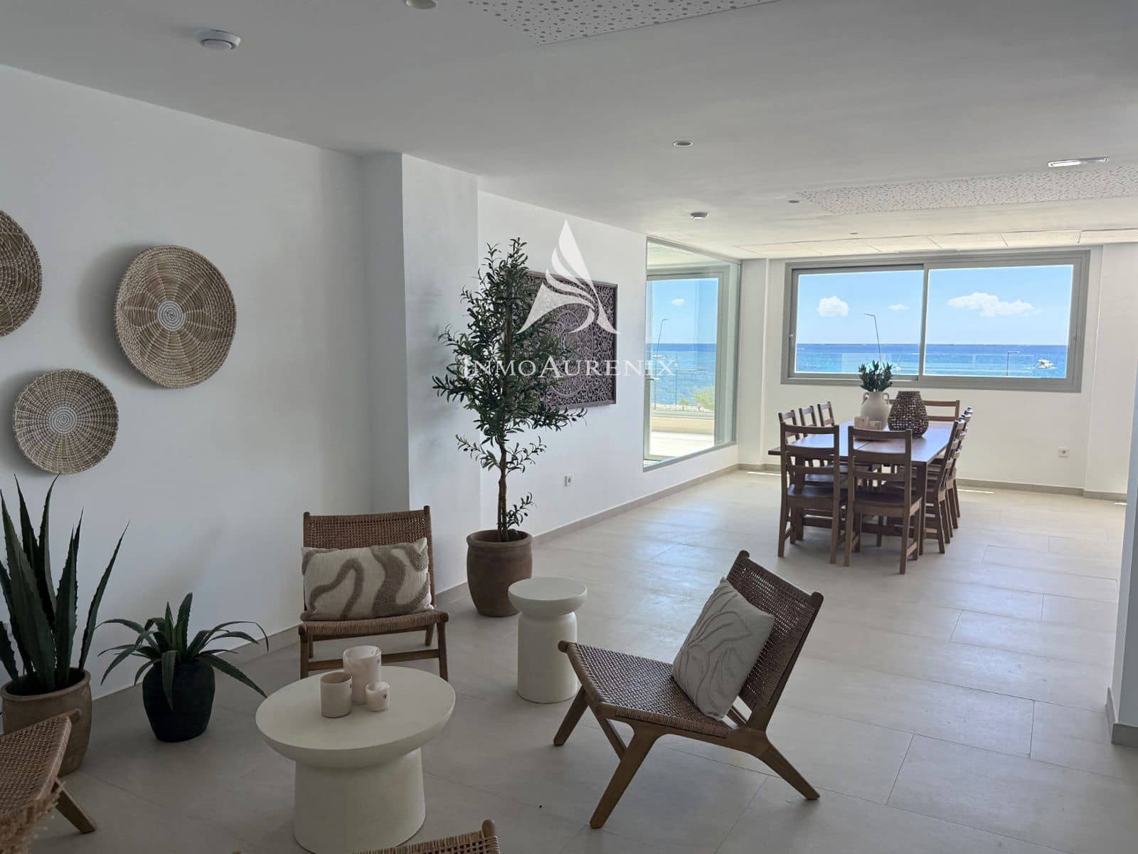 3 bedroom Flat for sale in La Villajoyosa / Vila Joiosa with pool garage - € 1,450,000 (Ref: 9937083)