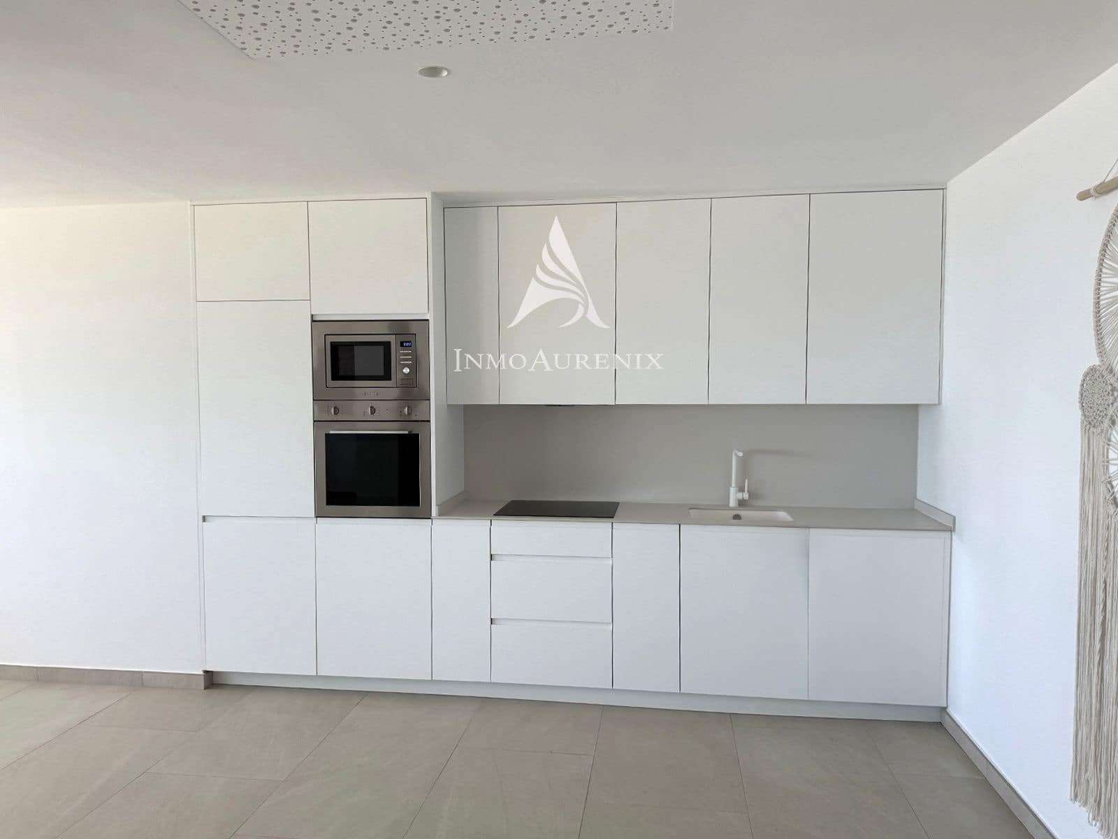 3 bedroom Flat for sale in La Villajoyosa / Vila Joiosa with pool garage - € 1,450,000 (Ref: 9937083)