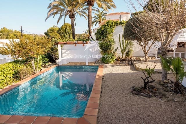 4 bedroom Villa for sale in Javea / Xàbia with pool - € 790,000 (Ref: 9937085)