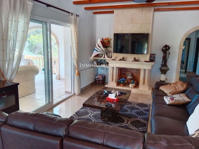 4 bedroom Villa for sale in Javea / Xàbia with pool garage - € 995,000 (Ref: 9937086)