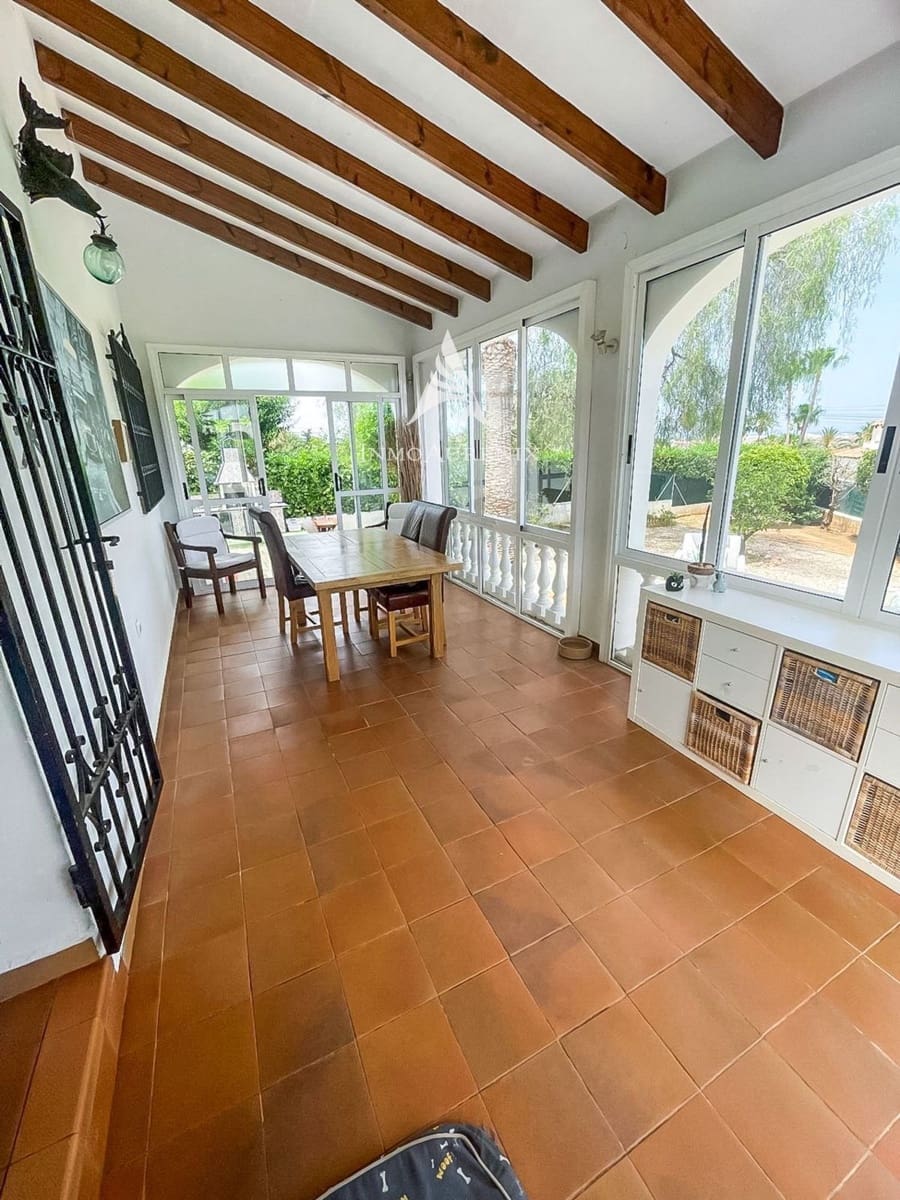 4 makuuhuone Huvila myytävänä paikassa Denia mukana uima-altaan - 450 000 € (Ref: 9937087)