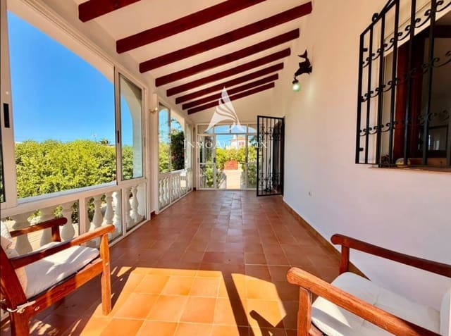 4 Zimmer Villa zu verkaufen in El Montgó, Dénia mit Pool - 450.000 € (Ref: 9937087)