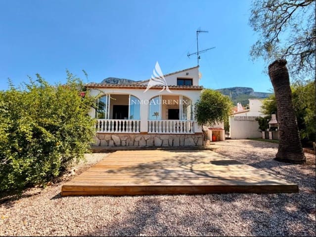 4 Zimmer Villa zu verkaufen in El Montgó, Dénia mit Pool - 450.000 € (Ref: 9937087)