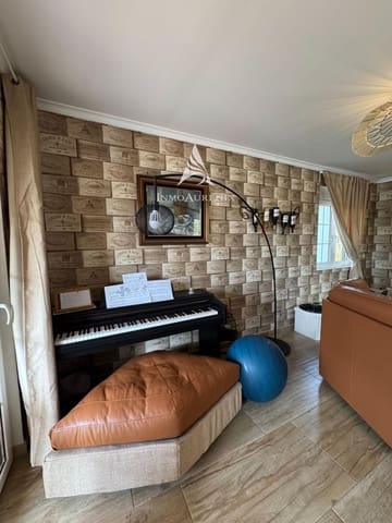 4 makuuhuone Huvila myytävänä paikassa Las Marinas / Les Marines, Dénia mukana uima-altaan 
autotalli - 659 000 € (Ref: 9937185)