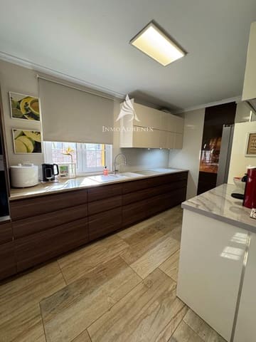4 makuuhuone Huvila myytävänä paikassa Las Marinas / Les Marines, Dénia mukana uima-altaan 
autotalli - 659 000 € (Ref: 9937185)