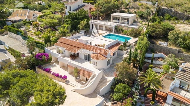 7 bedroom Villa for sale in Javea / Xàbia with pool garage - € 2,900,000 (Ref: 9948945)