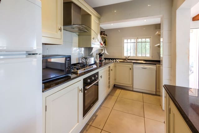 5 quarto Moradia para venda em Javea / Xàbia com piscina garagem - 595 000 € (Ref: 9968879)