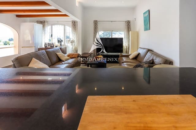 5 quarto Moradia para venda em Javea / Xàbia com piscina garagem - 595 000 € (Ref: 9968879)