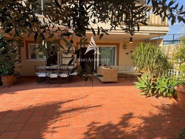 Piso de 4 habitaciones en Arenal, Javea / Xàbia en venta con piscina garaje - 720.000 € (Ref: 9996506)