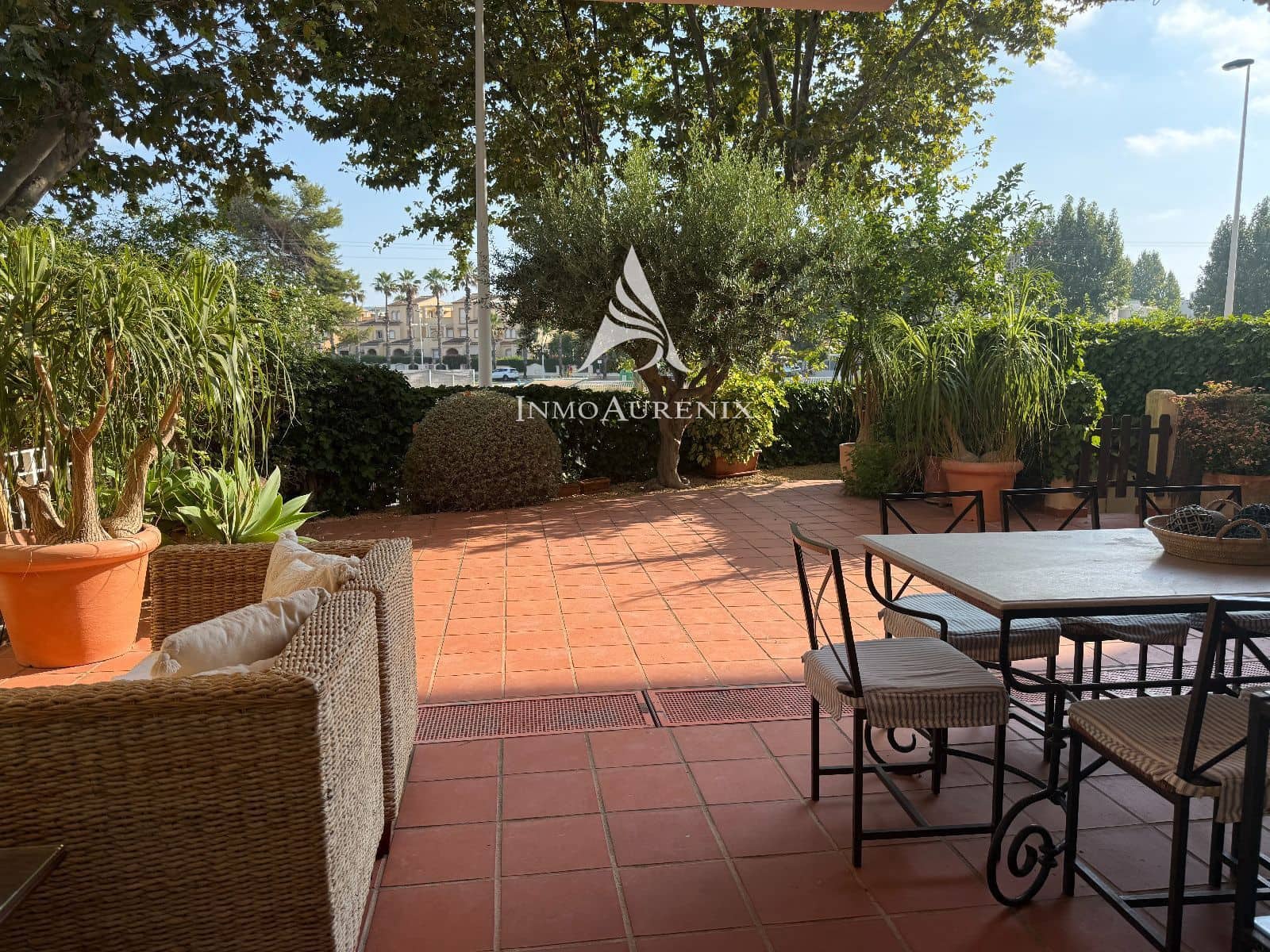 Piso de 4 habitaciones en Arenal en venta con piscina garaje - 720.000 € (Ref: 9996506)