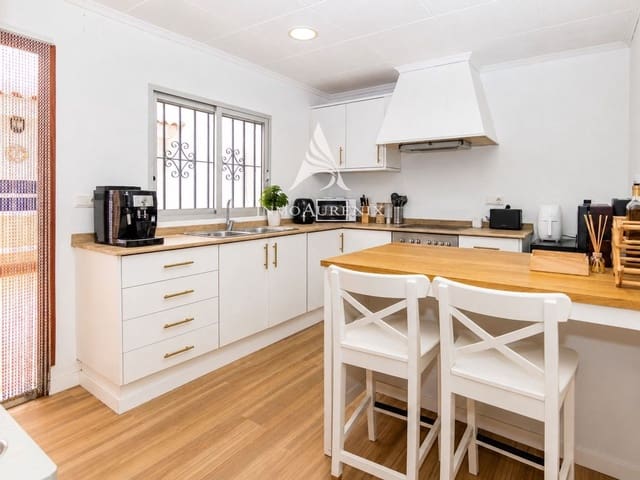 Piso de 3 habitaciones en Beniarbeig en venta - 230.000 € (Ref: 9996507)