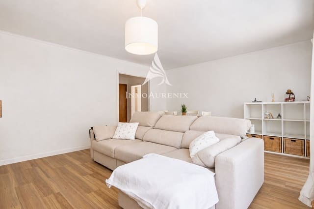 Piso de 3 habitaciones en Beniarbeig en venta - 230.000 € (Ref: 9996507)