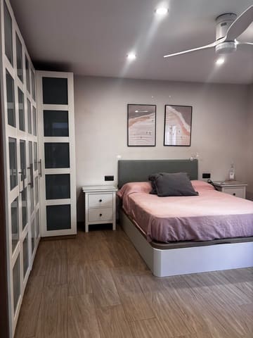 Chalet de 3 habitaciones en Málaga ciudad en venta con garaje - 549.000 € (Ref: 9918946)