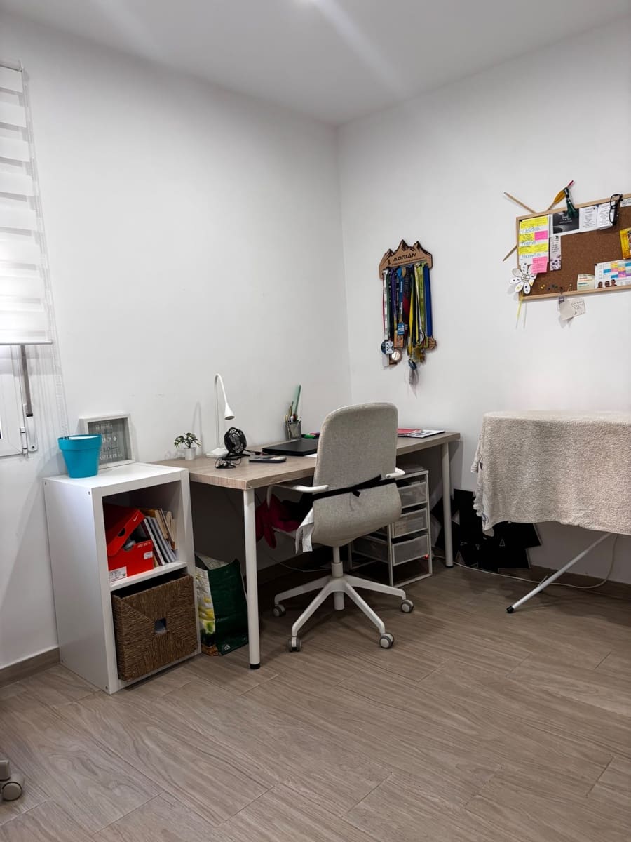 Chalet de 3 habitaciones en Málaga ciudad en venta con garaje - 549.000 € (Ref: 9918946)