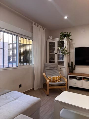 Chalet de 3 habitaciones en Málaga ciudad en venta con garaje - 549.000 € (Ref: 9918946)