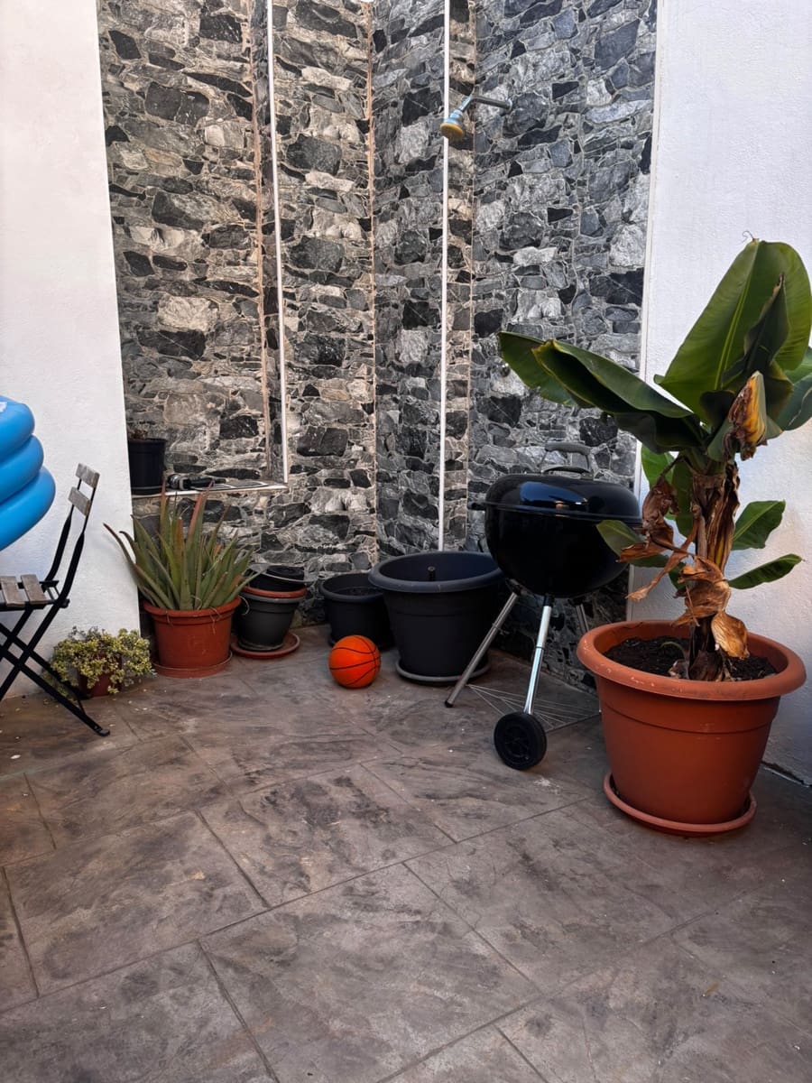 Chalet de 3 habitaciones en Málaga ciudad en venta con garaje - 549.000 € (Ref: 9918946)