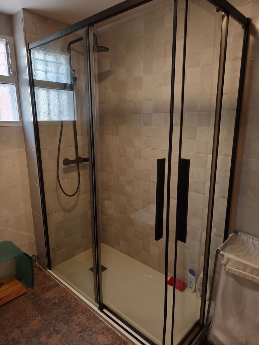 3 bedroom Flat for sale in Malaga city - € 299,000 (Ref: 9920693)