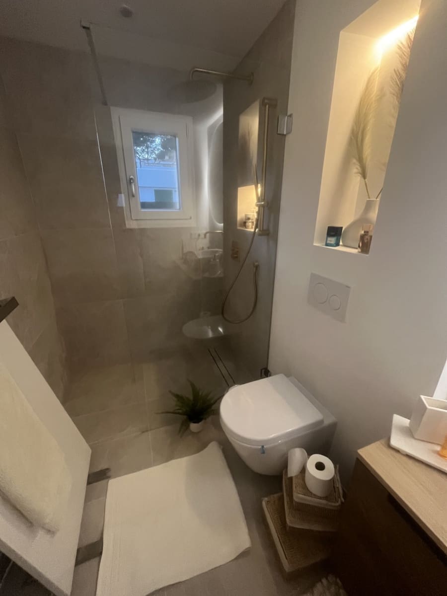2 bedroom Flat for rent in El Toro / Port Adriano - € 2,400 (Ref: 9839956)