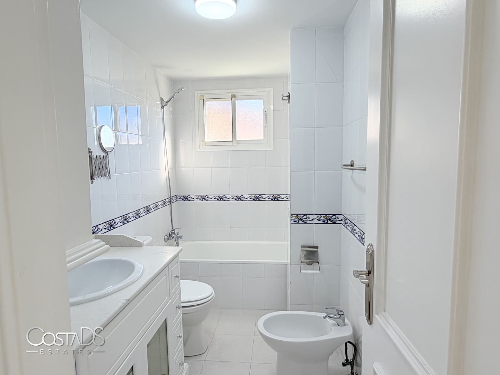 3 bedroom Apartment for sale in Riviera del Sol with pool garage - € 295,000 (Ref: 9838611)