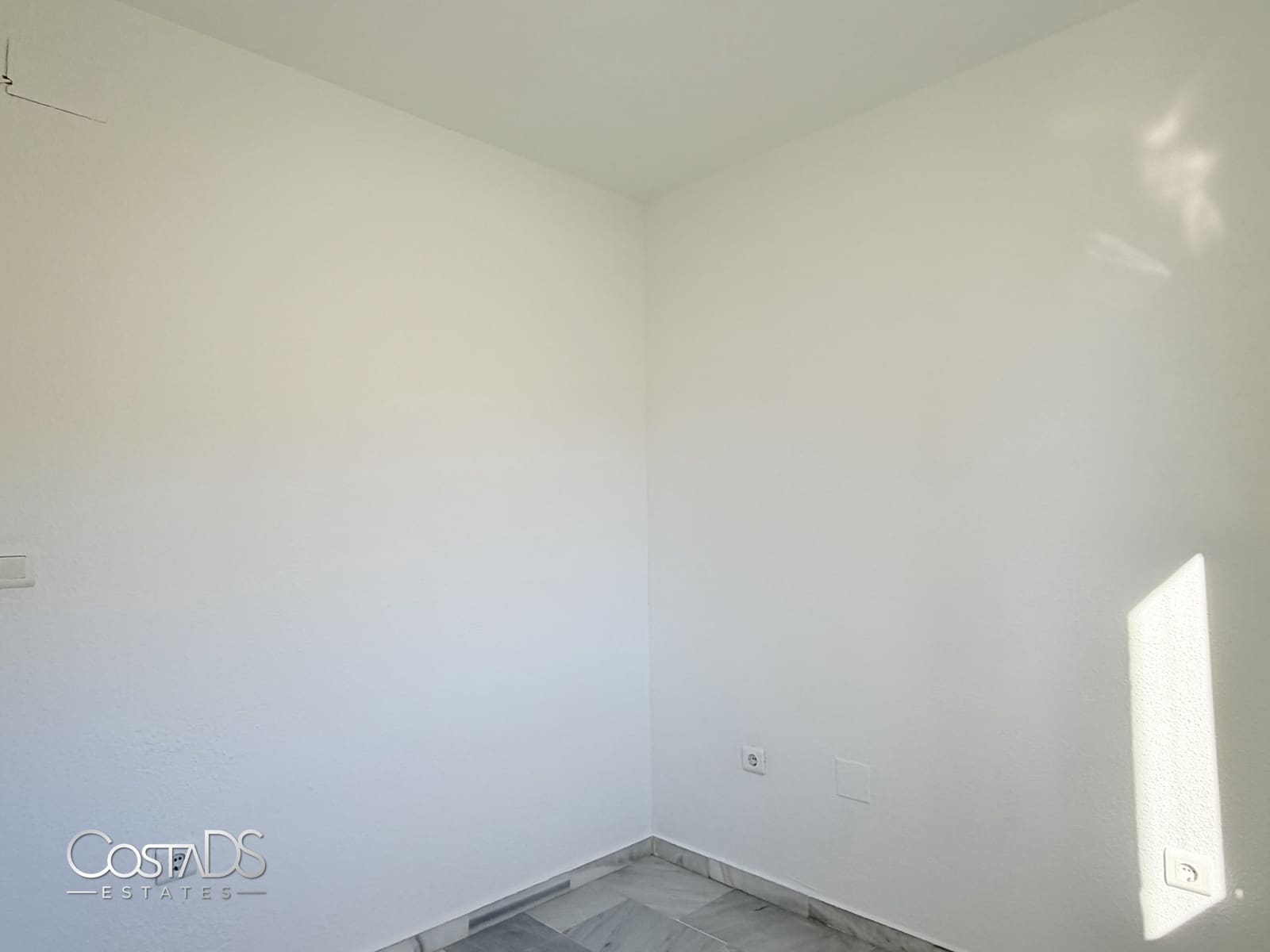 3 bedroom Apartment for sale in Riviera del Sol with pool garage - € 295,000 (Ref: 9838611)