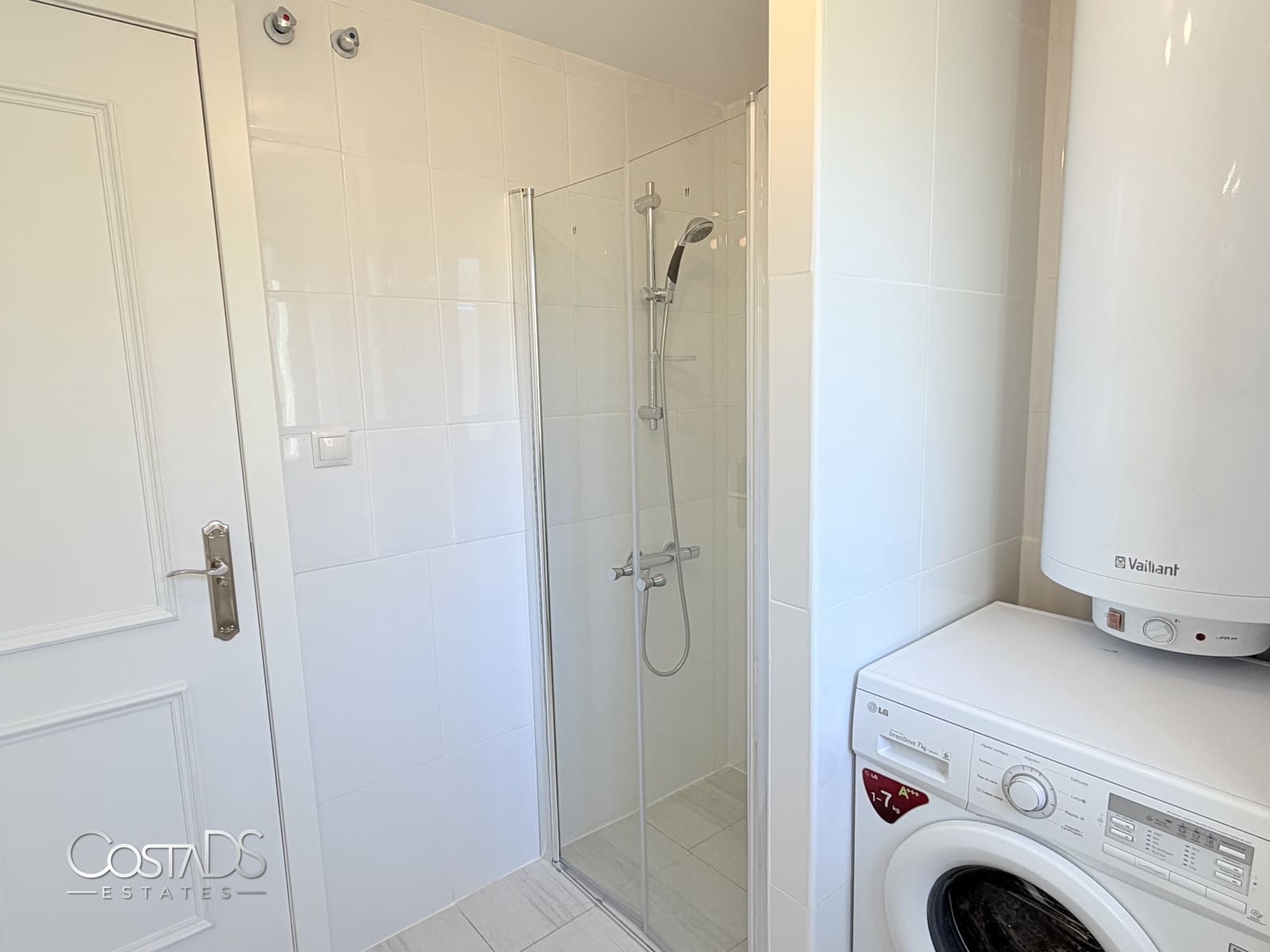 3 bedroom Apartment for sale in Riviera del Sol with pool garage - € 295,000 (Ref: 9838611)