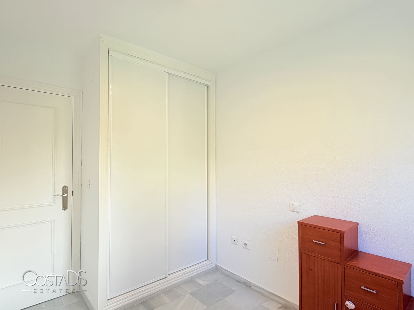 3 bedroom Apartment for sale in Riviera del Sol with pool garage - € 295,000 (Ref: 9838611)