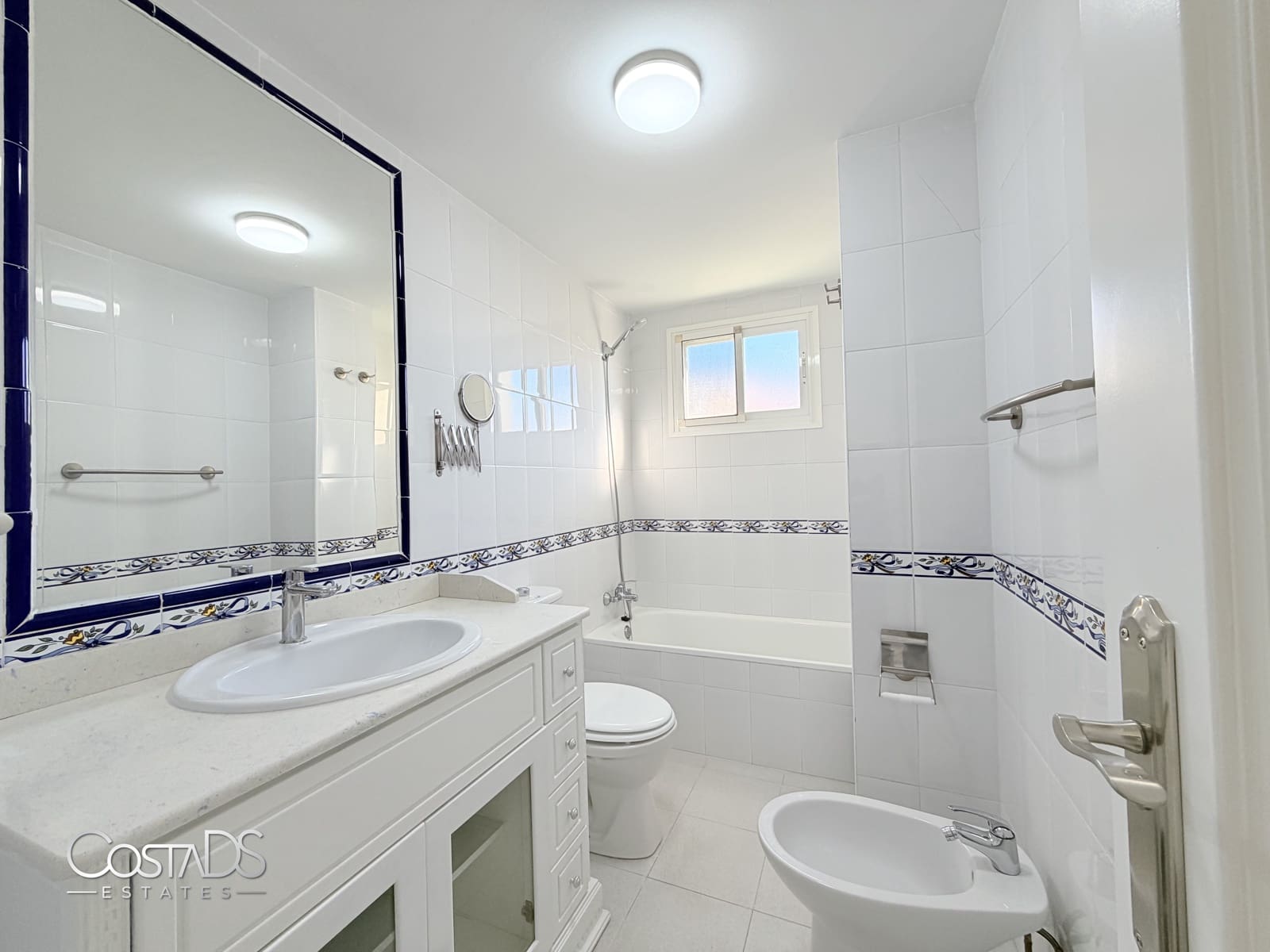 3 bedroom Apartment for sale in Riviera del Sol with pool garage - € 295,000 (Ref: 9838611)