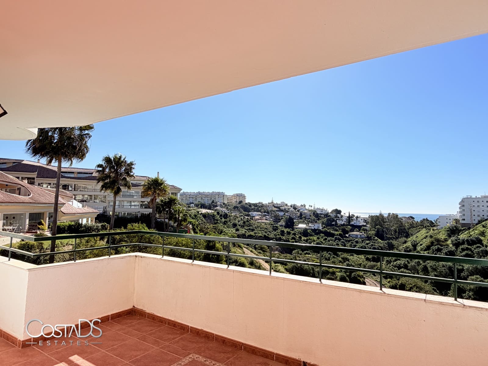 3 bedroom Apartment for sale in Riviera del Sol with pool garage - € 295,000 (Ref: 9838611)