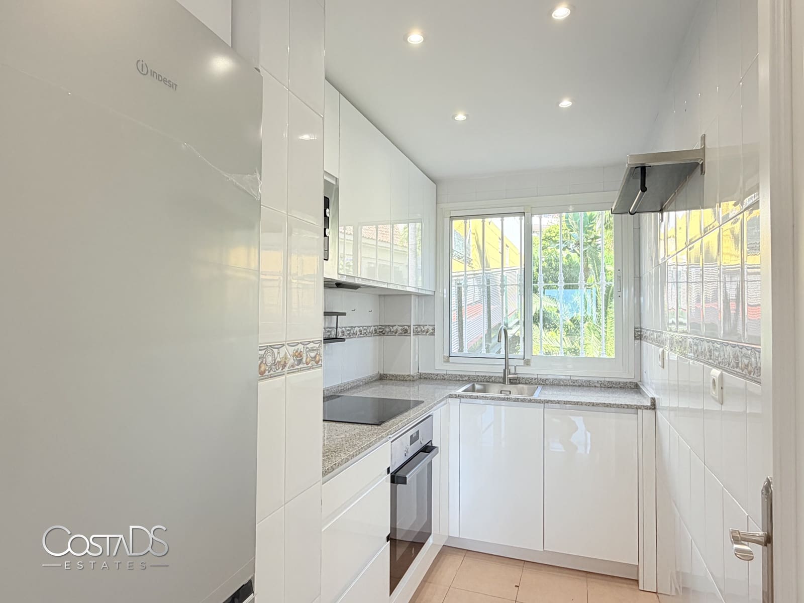 3 bedroom Apartment for sale in Riviera del Sol with pool garage - € 295,000 (Ref: 9838611)