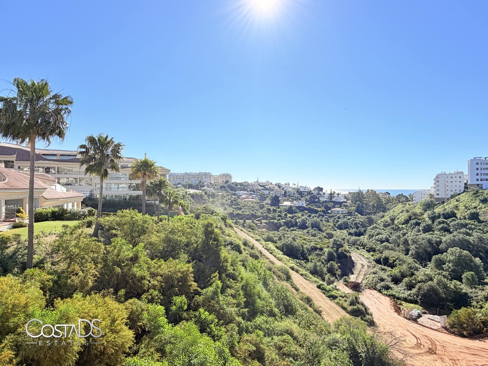 3 bedroom Apartment for sale in Riviera del Sol with pool garage - € 295,000 (Ref: 9838611)