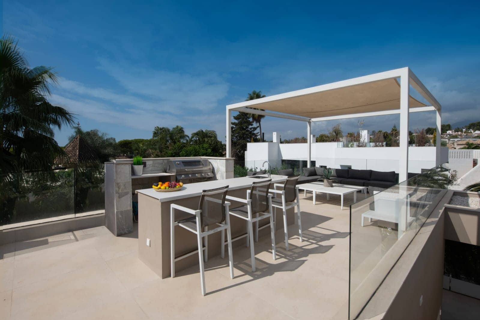 5 bedroom Villa for sale in Golden Mile with pool garage - € 5,450,000 (Ref: 9844440)
