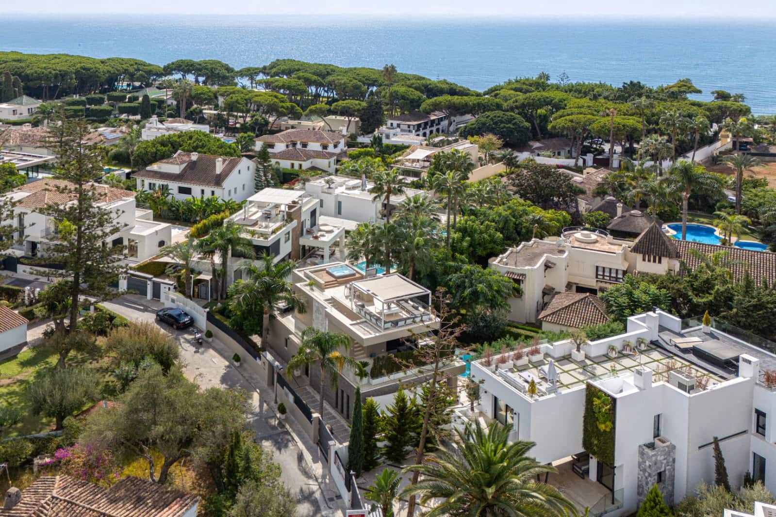 5 bedroom Villa for sale in Golden Mile with pool garage - € 5,450,000 (Ref: 9844440)