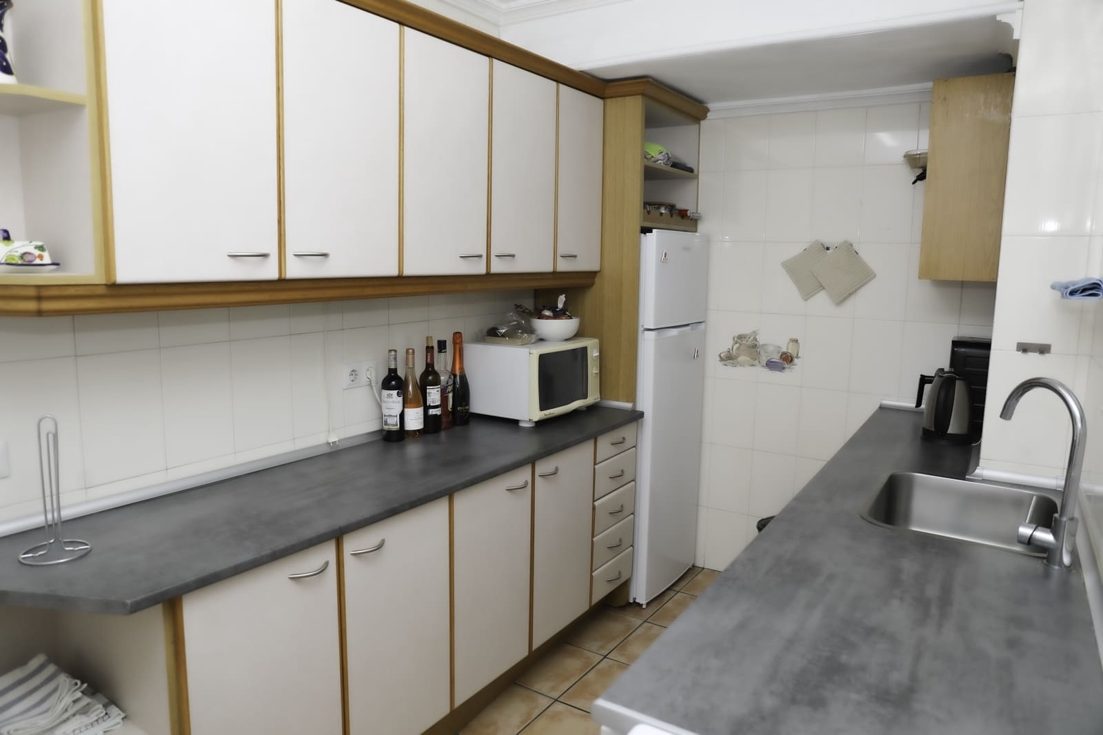 4 bedroom Apartment for sale in Fuengirola with pool - € 389,000 (Ref: 9844600)