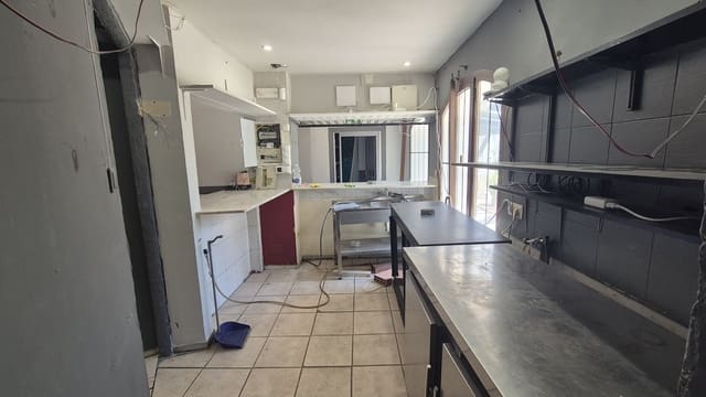 2 chambre Local Commercial à vendre à Fuengirola - 359 000 € (Ref: 9879448)