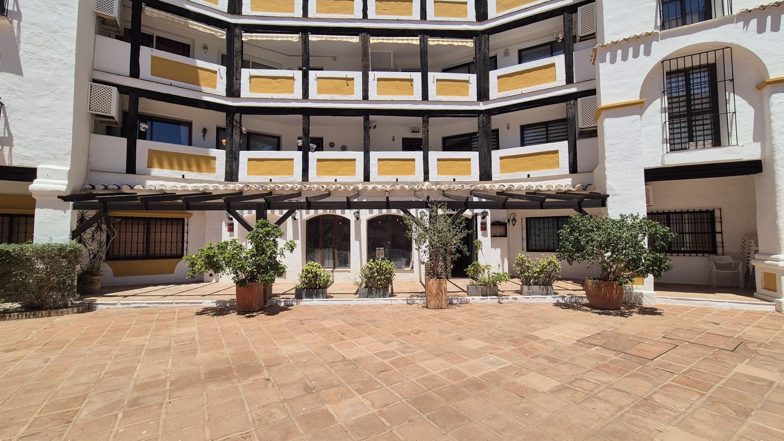2 chambre Local Commercial à vendre à Fuengirola - 359 000 € (Ref: 9879448)
