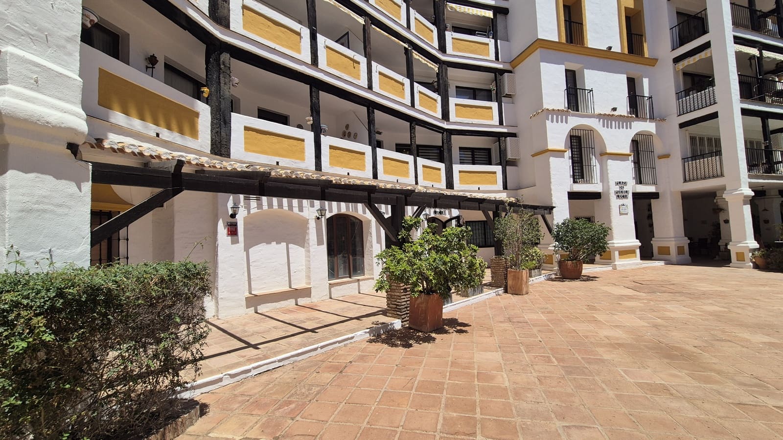 2 chambre Local Commercial à vendre à Fuengirola - 359 000 € (Ref: 9879448)
