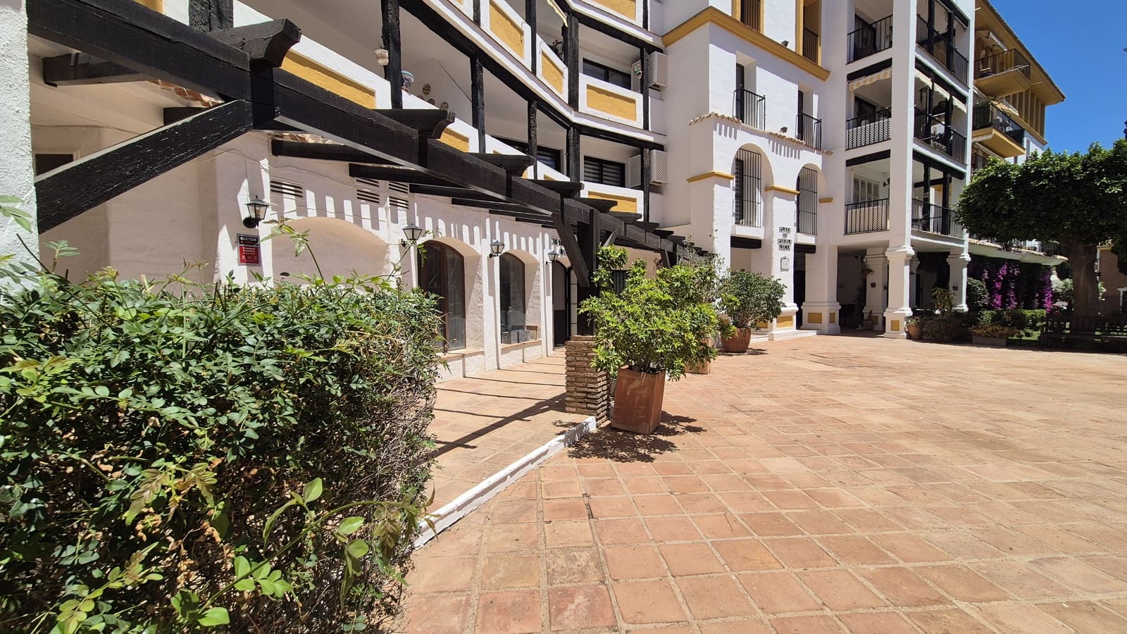 2 chambre Local Commercial à vendre à Fuengirola - 359 000 € (Ref: 9879448)