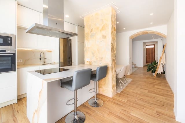 3 bedroom Townhouse for sale in Capdepera - € 599,000 (Ref: 9940653)