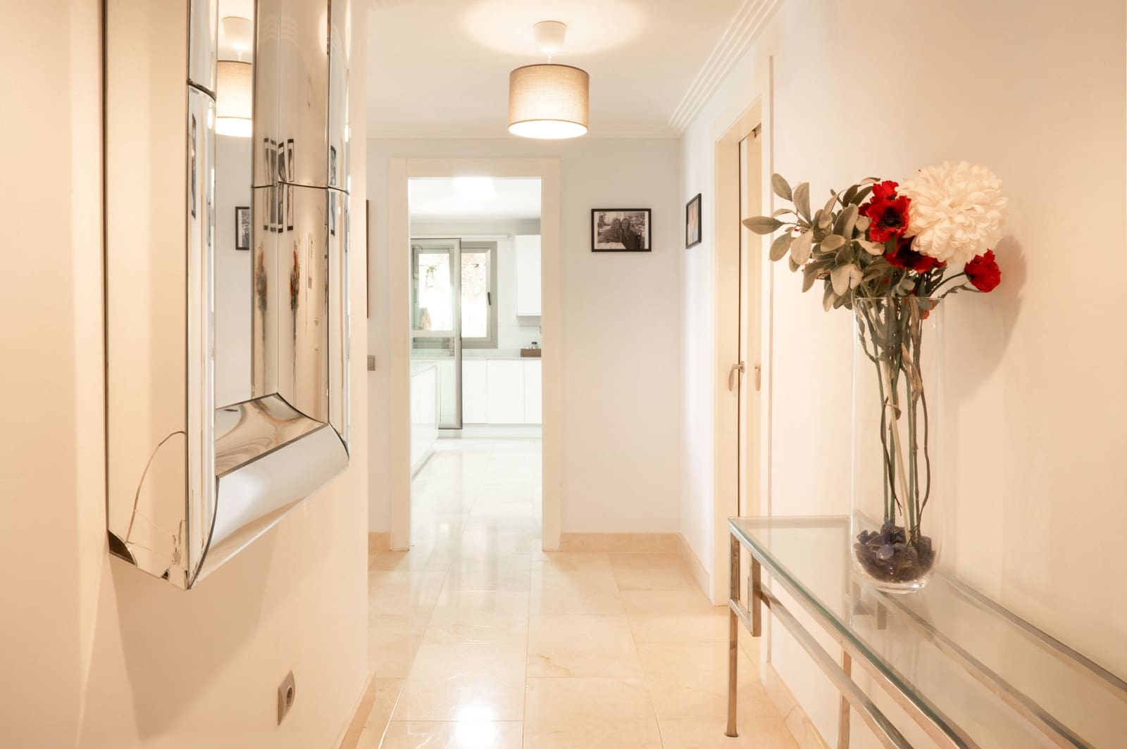 3 quarto Apartamento para venda em Benahavis com piscina garagem - 620 000 € (Ref: 10033565)