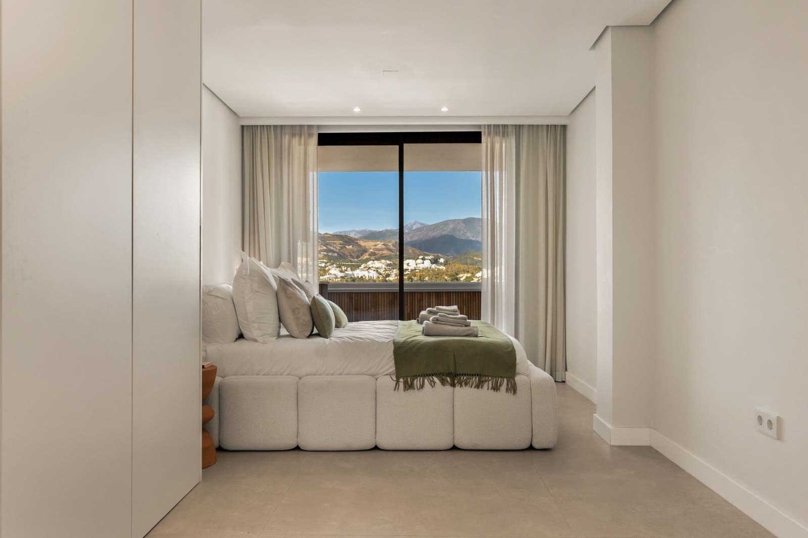 2 chambre Appartement à vendre à Marbella avec piscine garage - 995 000 € (Ref: 10033566)