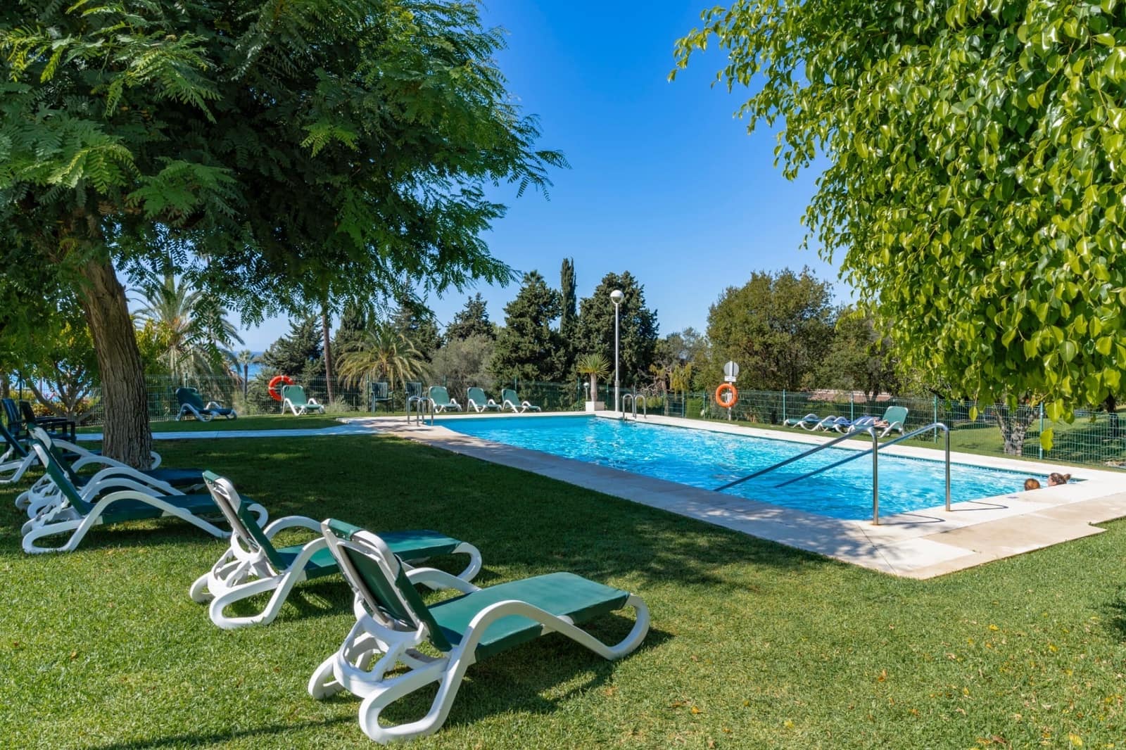 3 chambre Appartement à vendre à Marbella avec piscine garage - 949 000 € (Ref: 10033568)