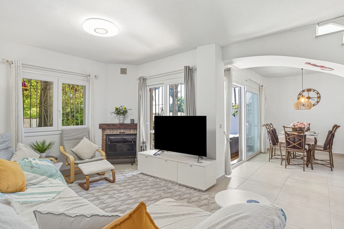 3 Zimmer Haus zu verkaufen in Calahonda mit Pool Garage - 495.000 € (Ref: 10033570)