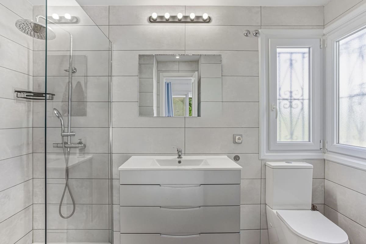 3 Zimmer Haus zu verkaufen in Calahonda mit Pool Garage - 495.000 € (Ref: 10033570)
