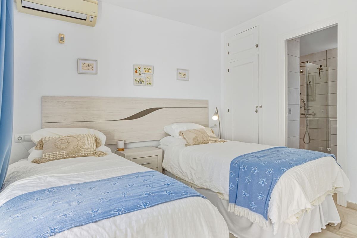 3 Zimmer Haus zu verkaufen in Calahonda mit Pool Garage - 495.000 € (Ref: 10033570)