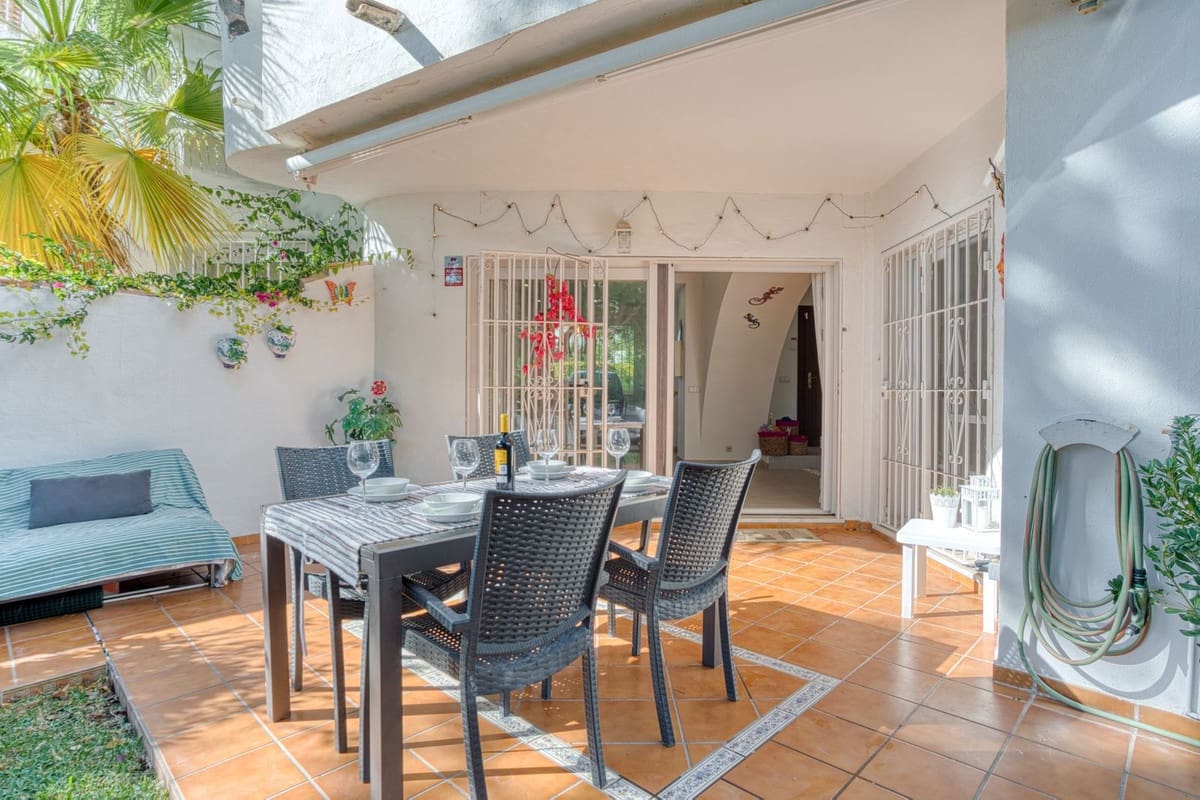 3 Zimmer Haus zu verkaufen in Calahonda mit Pool Garage - 495.000 € (Ref: 10033570)