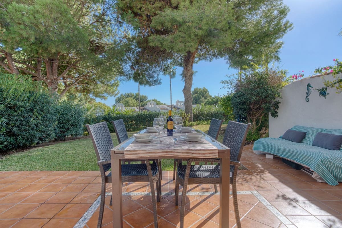 3 Zimmer Haus zu verkaufen in Calahonda mit Pool Garage - 495.000 € (Ref: 10033570)