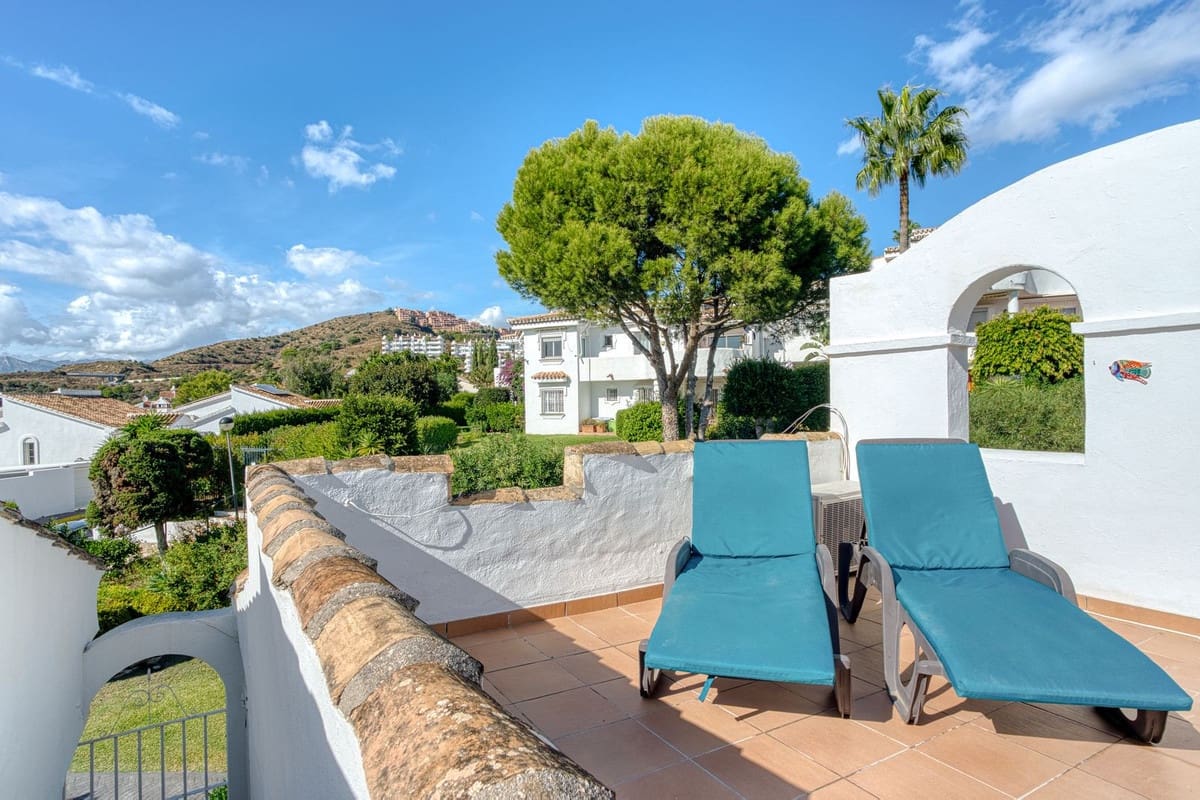 3 Zimmer Haus zu verkaufen in Calahonda mit Pool Garage - 495.000 € (Ref: 10033570)