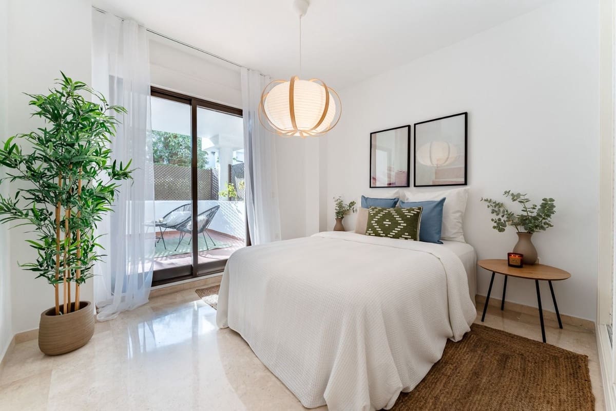 3 slaapkamer Appartement te koop in Costalita met zwembad garage - € 436.000 (Ref: 10033572)
